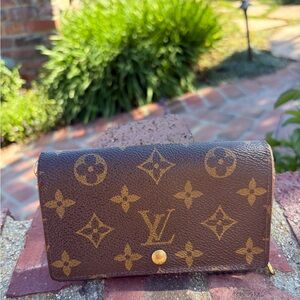 Louis Vuitton Monogram Compact Wallet 1996 France Authentic